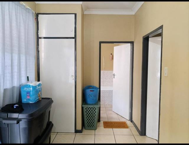 2 BEDROOM APARTMENT FOR SALE IN SUNNYSIDE